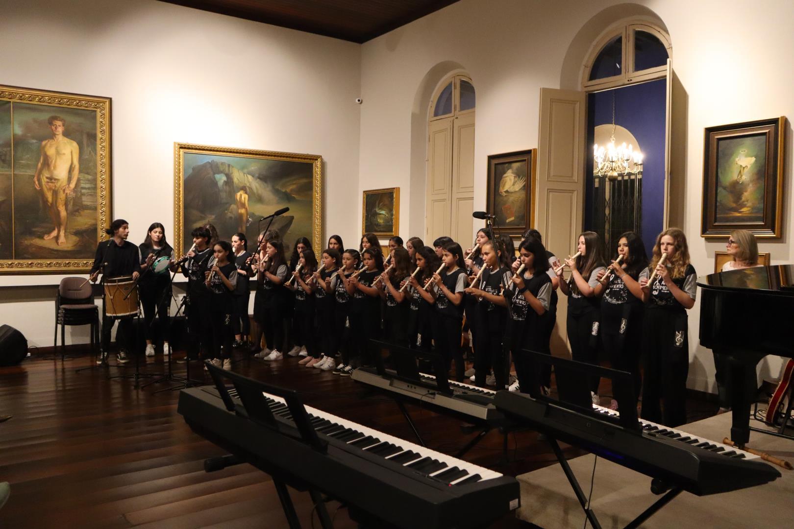  Recital do Arte em Movimento apresenta “Histórias que se Entrelaçam”