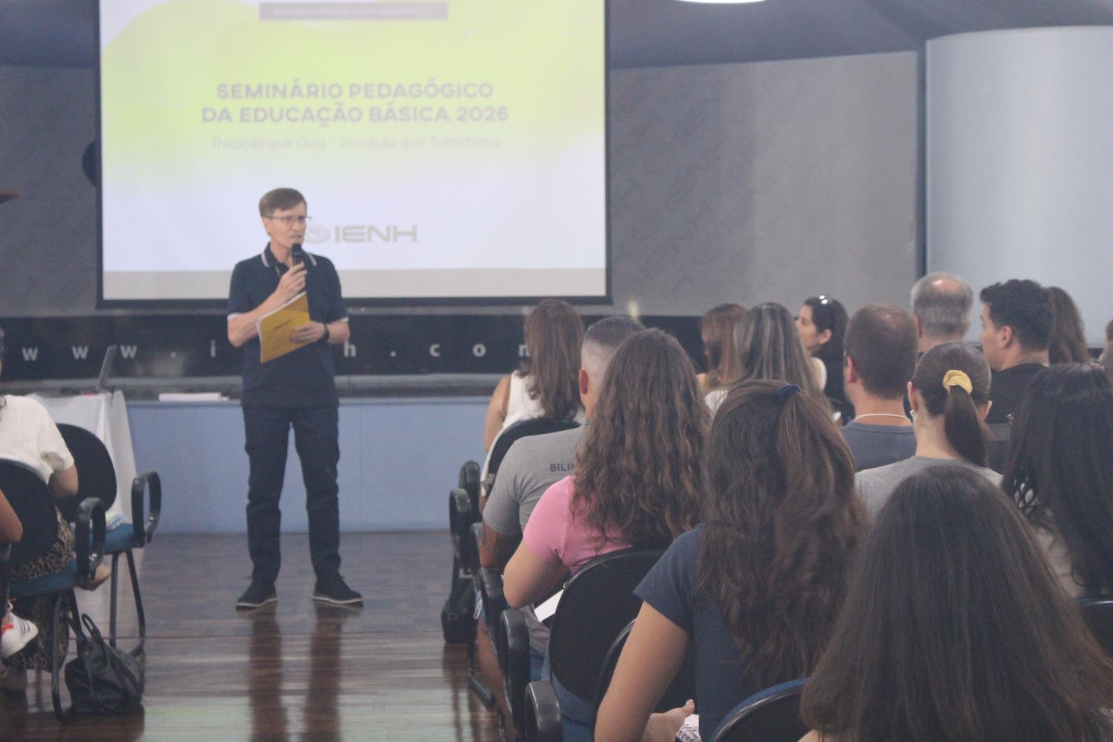 Ano letivo 2026 começa com Seminário Pedagógico na IENH
