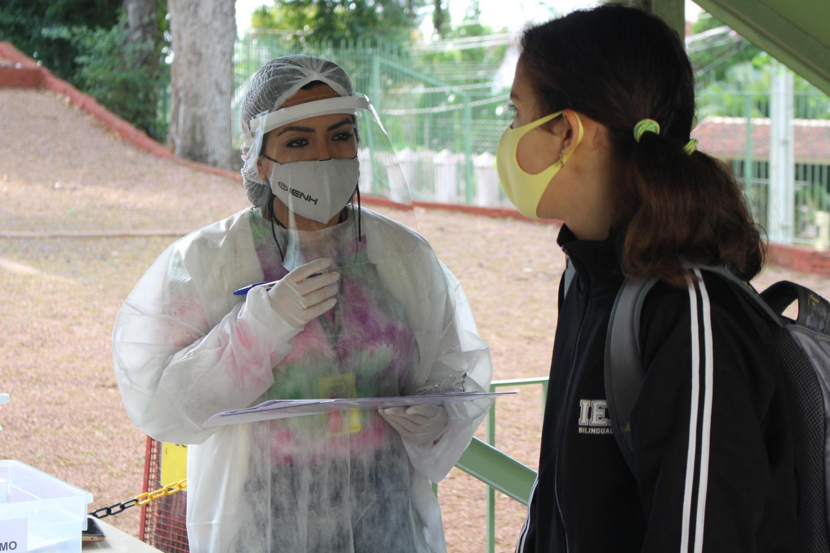 Atividades presenciais de turmas do Ensino Fundamental retornam na IENH  Atividades presenciais de turmas do Ensino Fundamental retornam na IENH