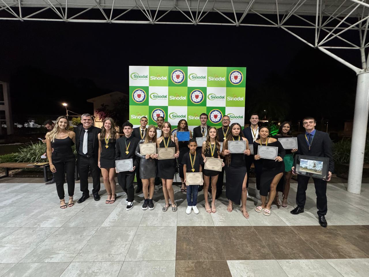 Atletismo da IENH em destaque na 22ª edição do Troféu Faergs