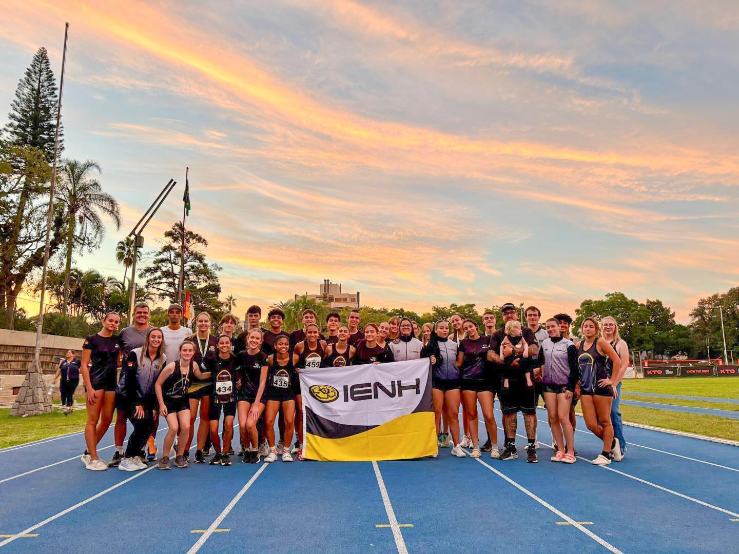 Atletismo IENH: Formando Novos Atletas