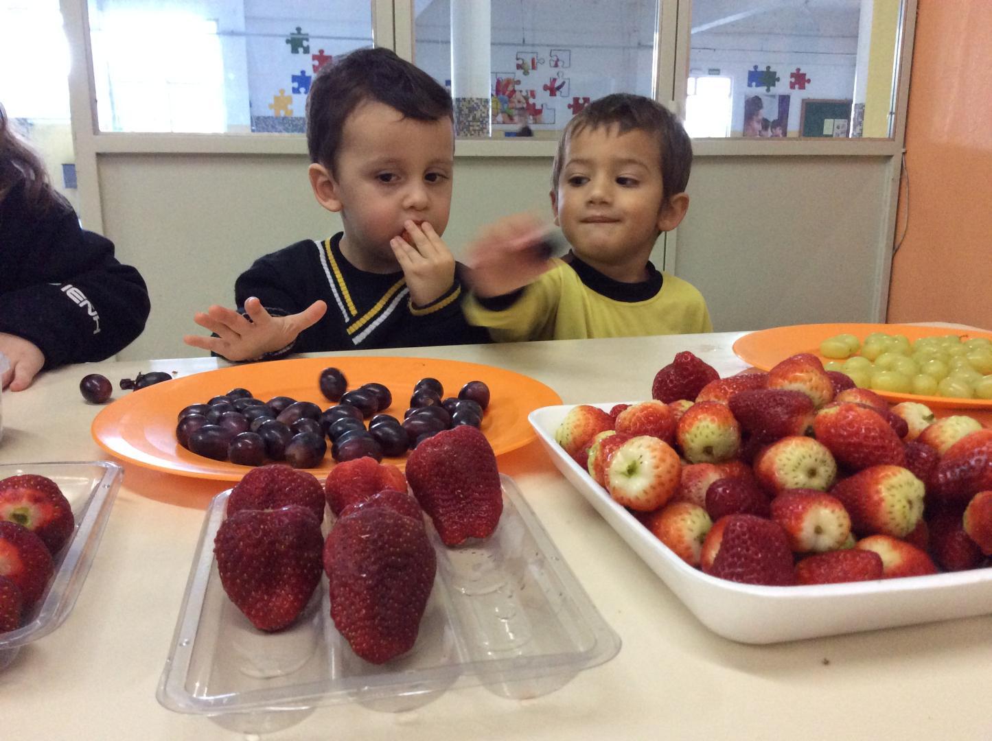 Aula de culinária no mês de comemoração do Dia dos Pais