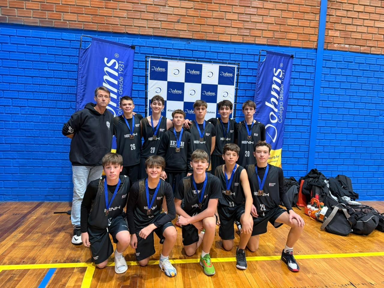 Basquete da IENH conquista 3º lugar no Torneio Meridional