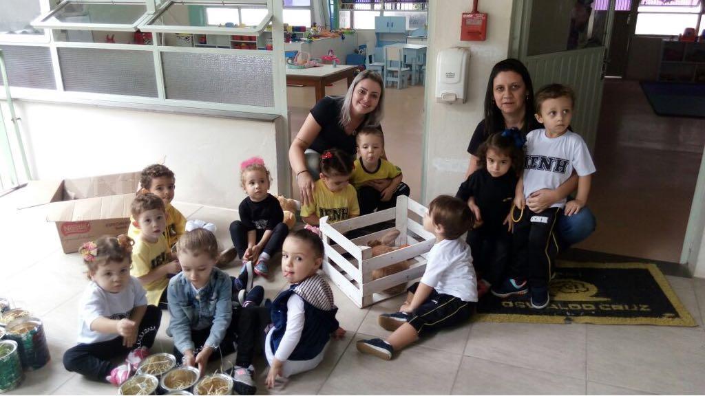 Coelhinho na sala de aula: Níveis 2 recebem visita especial de Páscoa