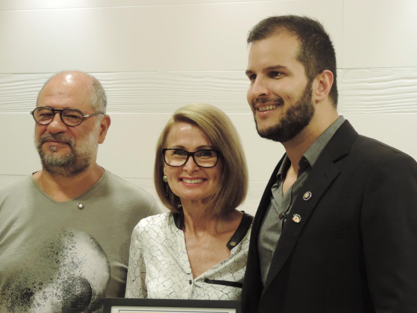 Coordenadora dos Programas Socioambientais é homenageada pelo Rotary