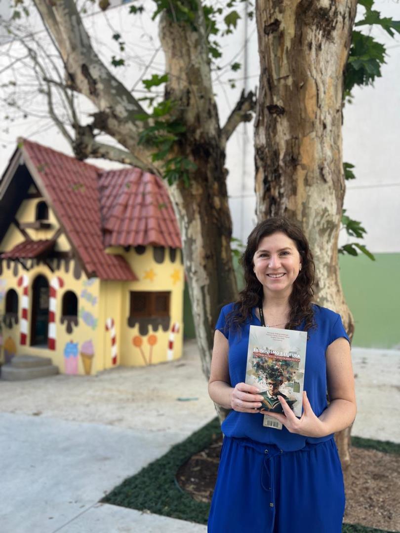 Coordenadora Pedagógica da IENH contribui com capítulo do livro Bilinguismo e Leitura