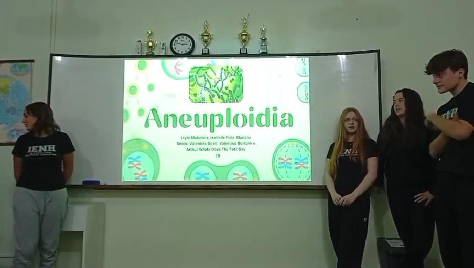 Criatividade e ciência caminham juntas nas aulas de Biologia na Unidade Fundação Evangélica 
