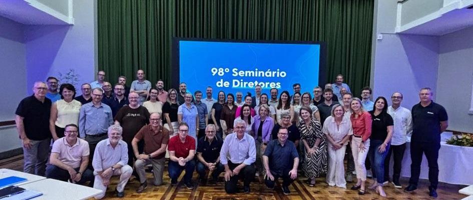 Direção da IENH participa de seminário da Rede Sinodal e destaca alinhamento estratégico para 2026