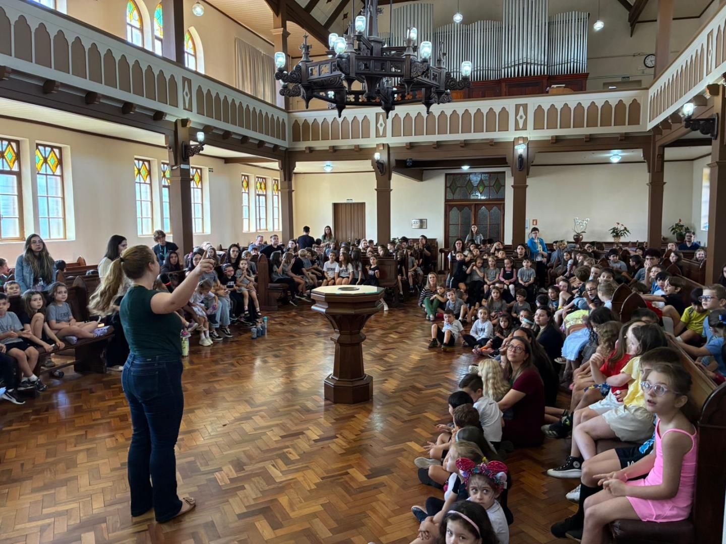 Estudantes da Unidade Pindorama vivenciam momento especial de Advento e Natal 