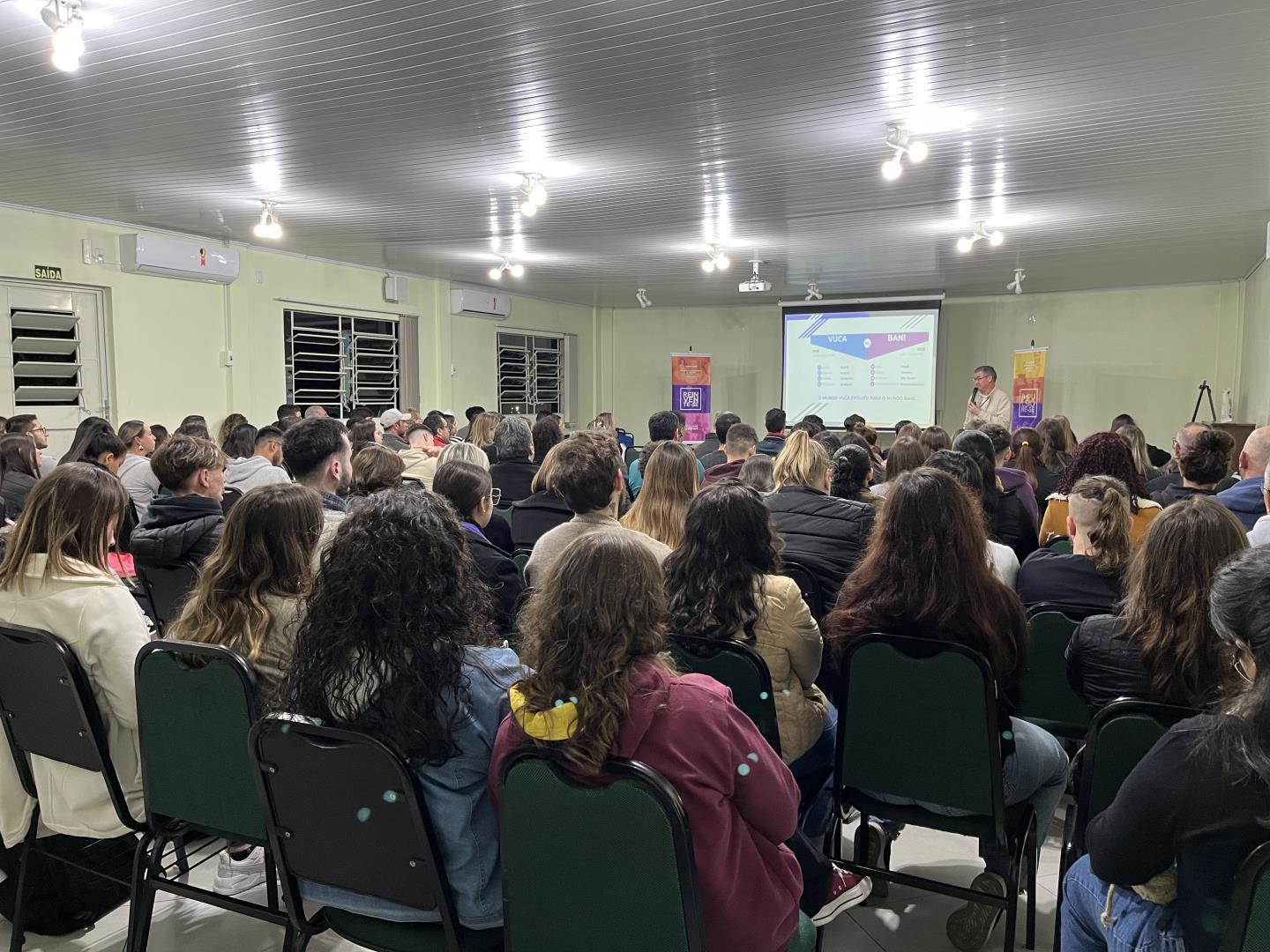 Evento Comemorativo: Dia dos Pais e Dia dos Estudantes na IENH