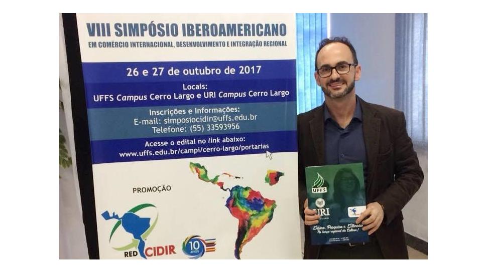 Faculdade IENH no VIII Simpósio Iberoamericano em Comércio Internacional