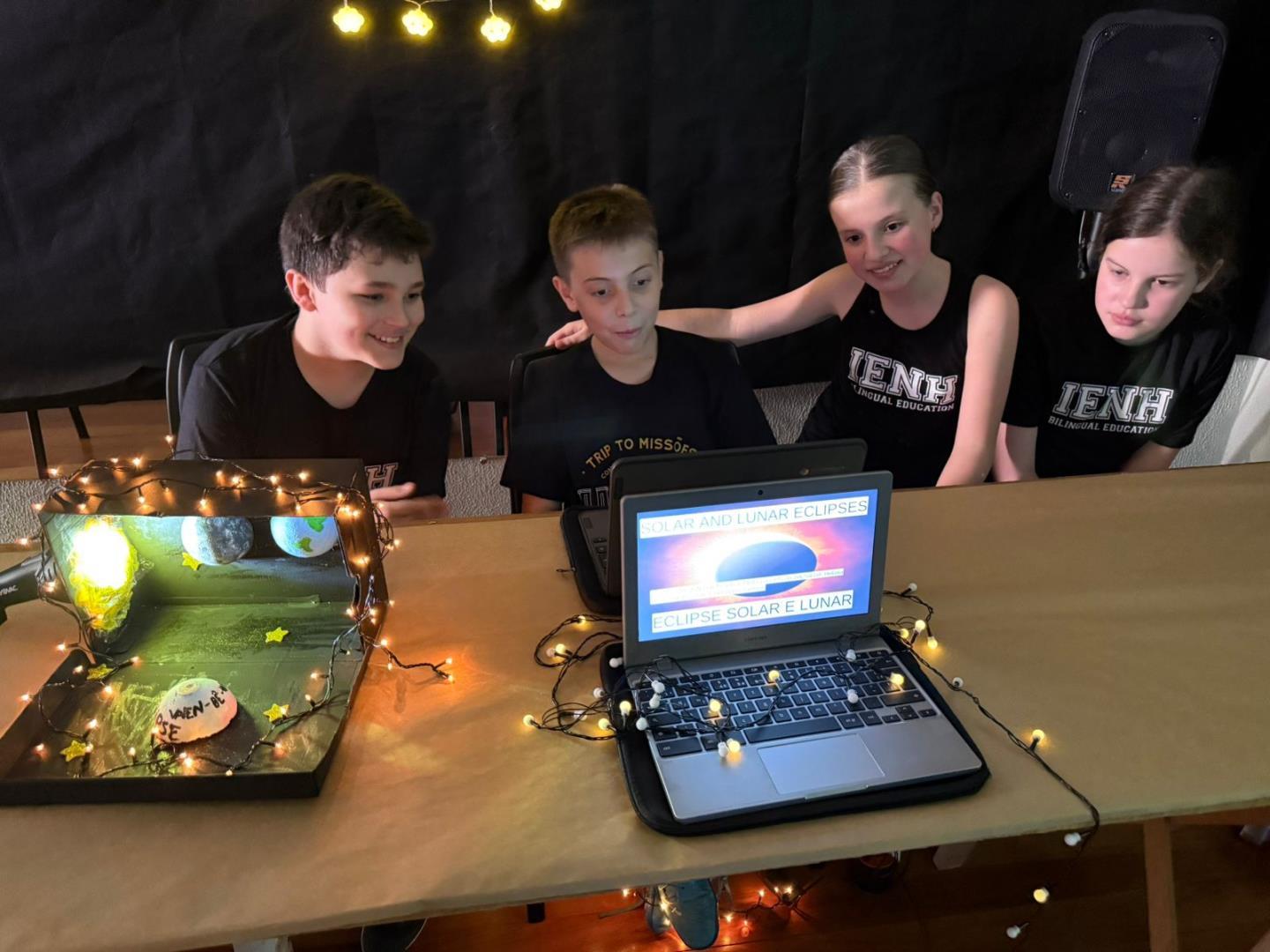 Feira de Astronomia encanta estudantes do Year 5 nas Unidades Pindorama e Oswaldo Cruz