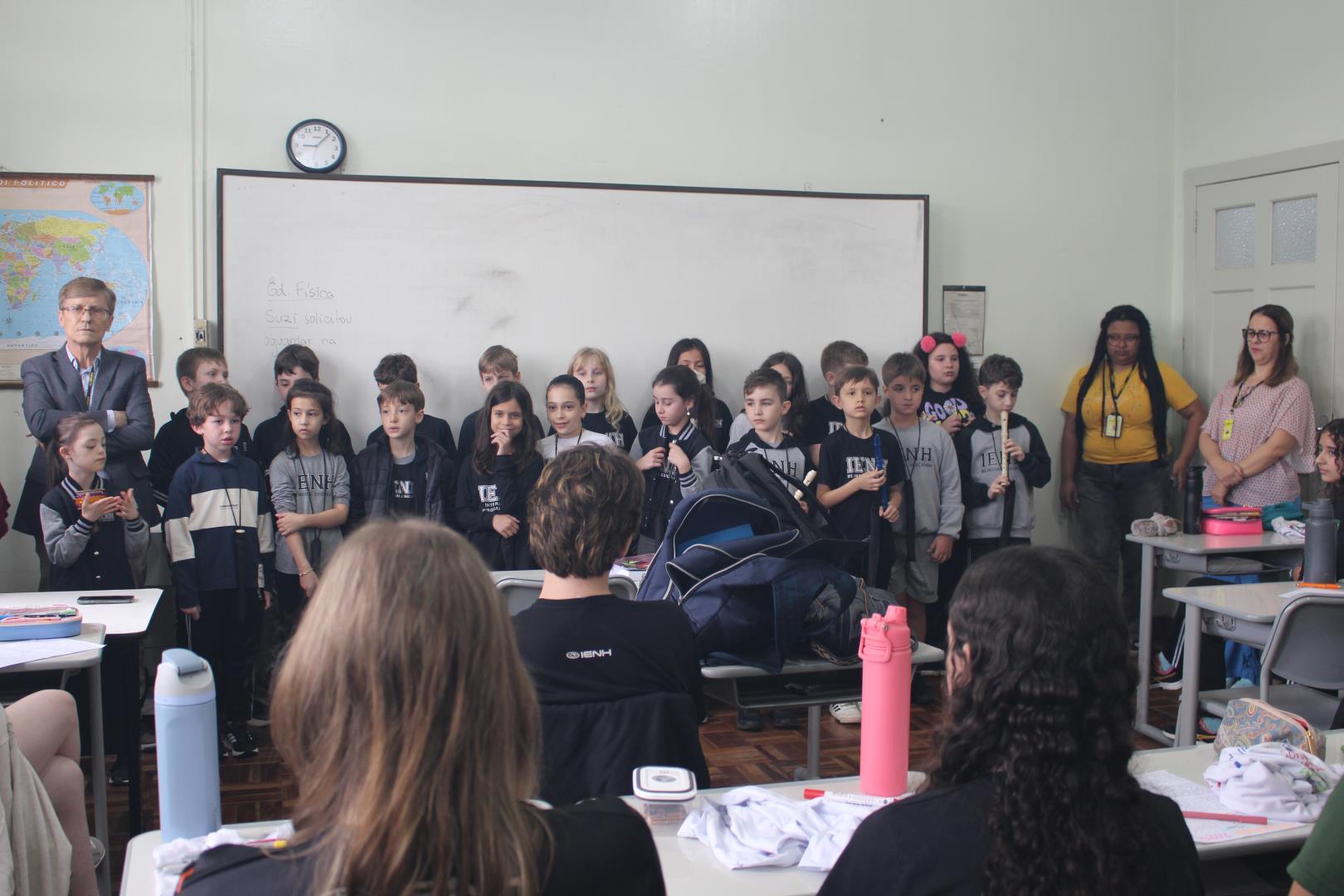 Homenagem emocionante marca despedida das turmas de 3ª série da Unidade Fundação Evangélica