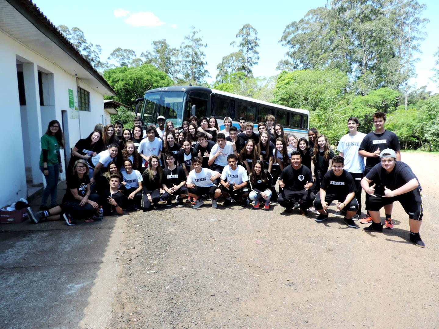 Lição de responsabilidade ambiental: alunos visitam a Central de Reciclagem do bairro Roselândia