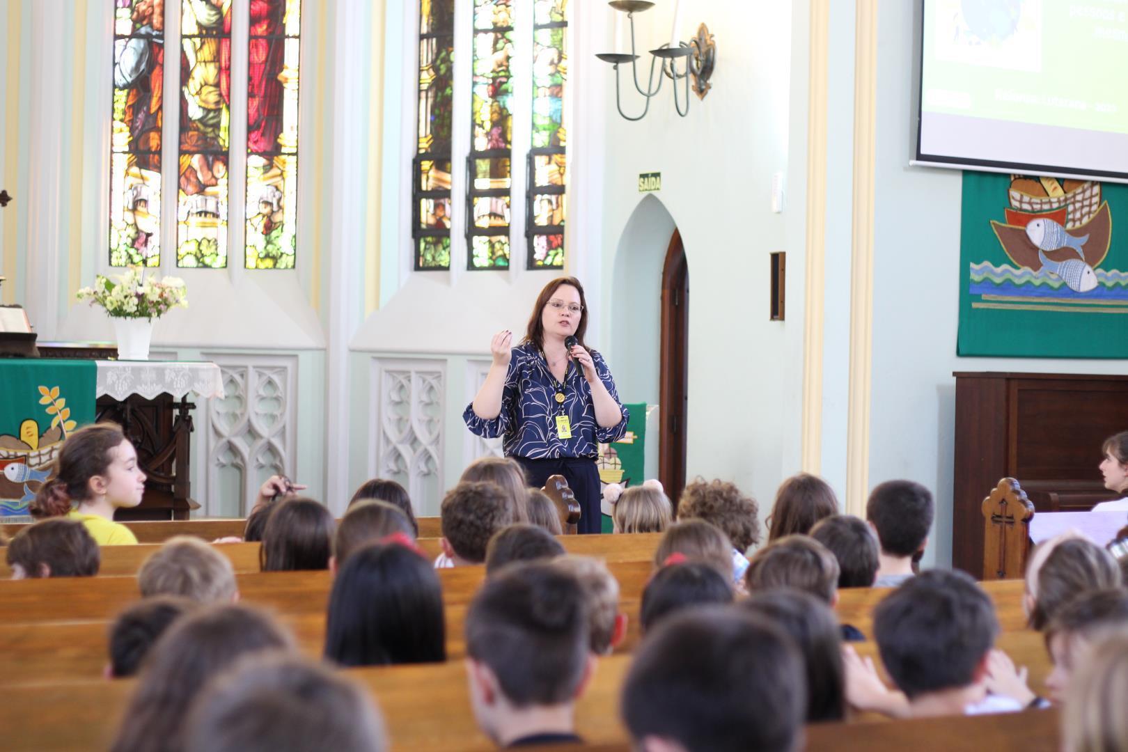 Meditação sobre a Reforma Luterana acontece para os alunos da IENH