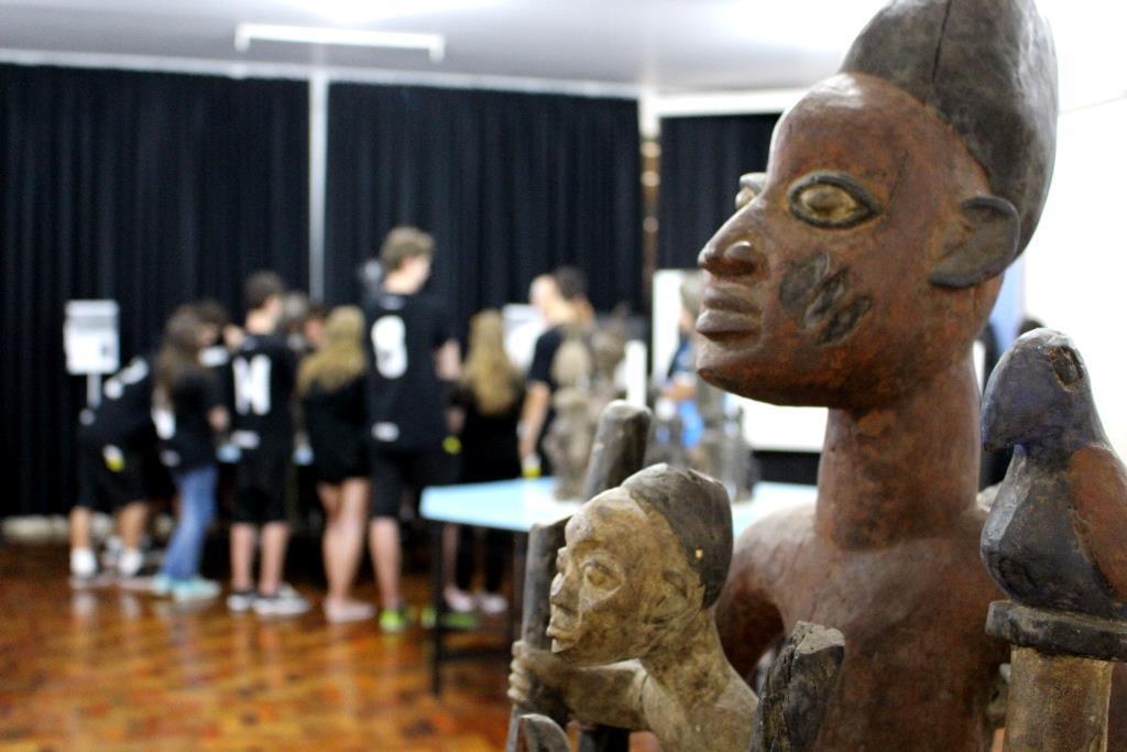 Mostras e palestra sobre cultura e história africana são promovidas na IENH