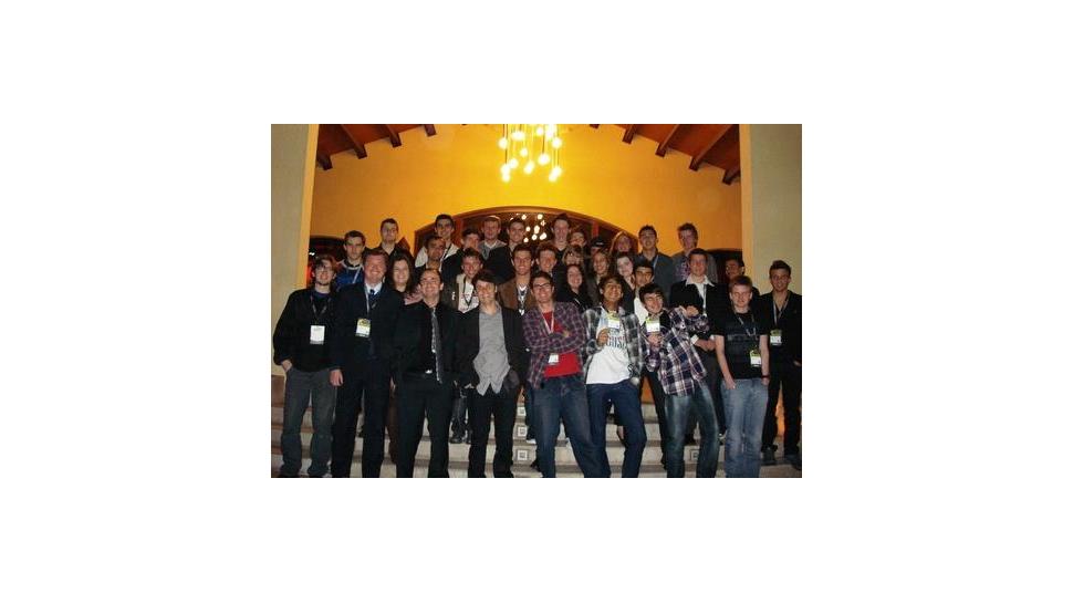 IENH foi a única escola brasileira a participar do Genexus IENH foi a única escola brasileira a participar do Genexus