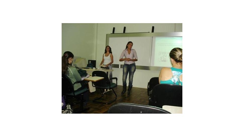 Curso Normal recebe bióloga Curso Normal recebe bióloga