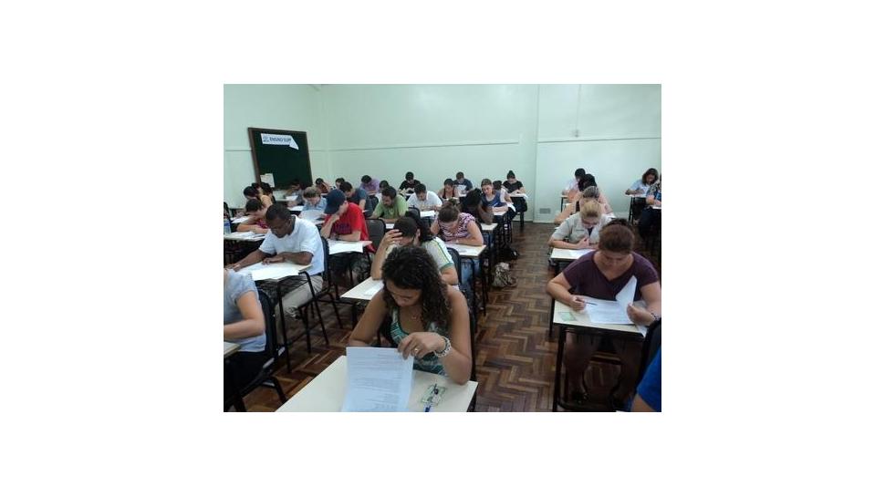 IENH realiza 2ª edição de Prova de seleção para Bolsas de Estudos IENH realiza 2ª edição de Prova de seleção para Bolsas de Estudos