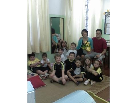 Estudantes recebem visita de familiares