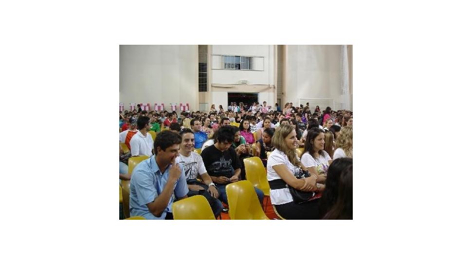 Estudantes dos Cursos Técnicos e Faculdade participam de Aula Inaugural