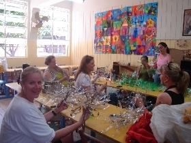 Unidade Oswaldo Cruz realiza Oficina de Decoração de Natal com Garrafas Pet