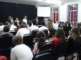 Alunos da Unidade Fundação Evangélica se reúnem para discutir Projeto 