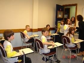 Alunos do Currículo Bilíngüe da IENH fazem prova de proficiência de Cambridge