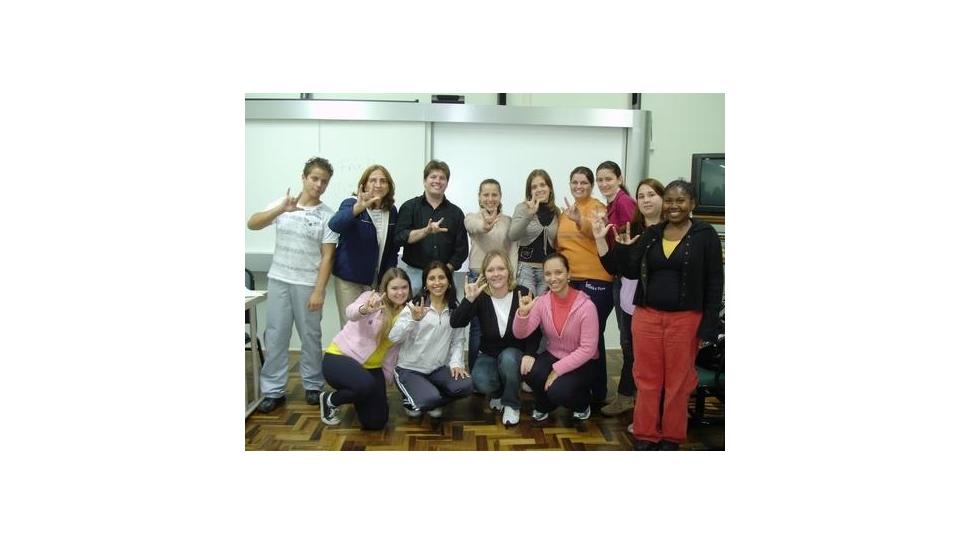 Alunos do Curso Normal participam de Oficina de Libras Alunos do Curso Normal participam de Oficina de Libras