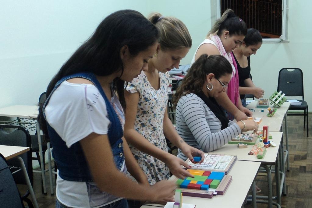 Futuras professoras vivenciaram desafios Futuras professoras vivenciaram desafios