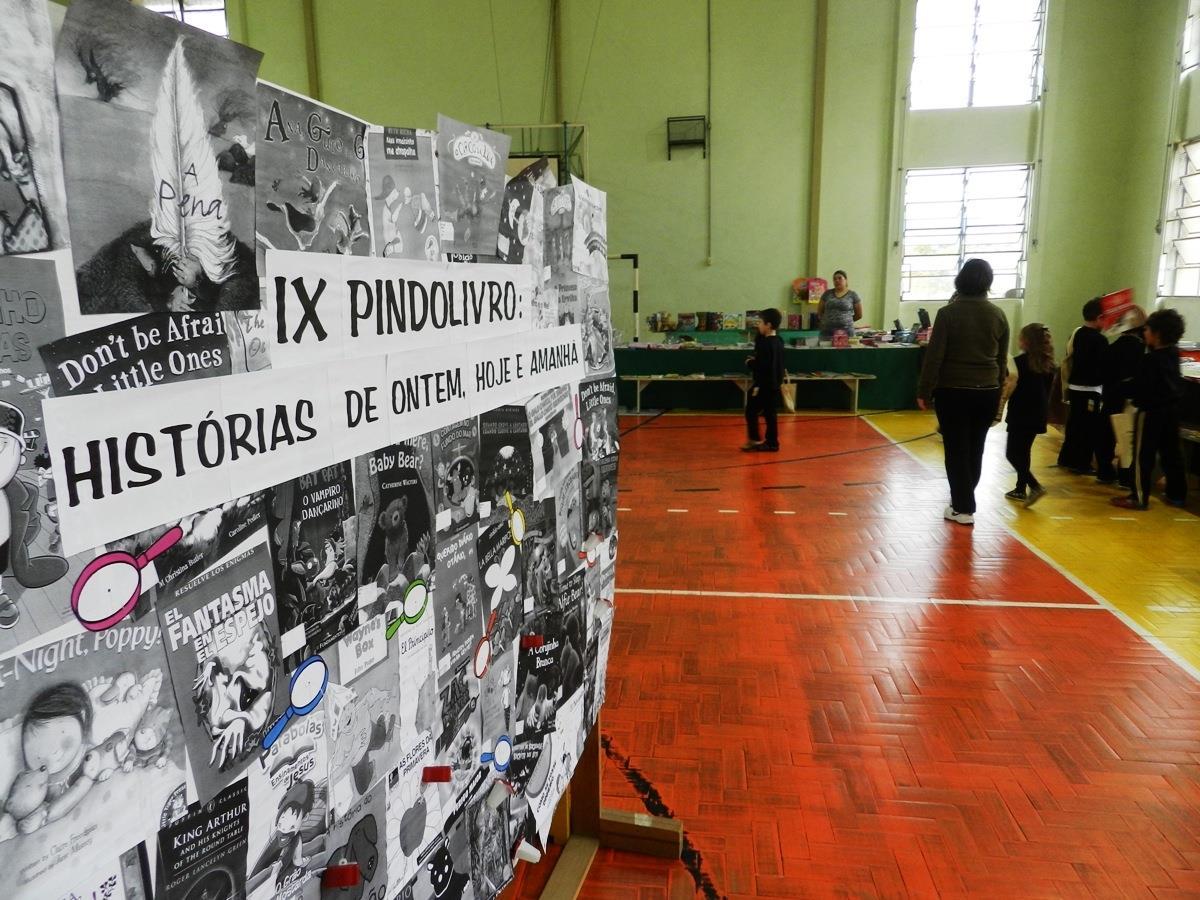 IX Pindolivros envolveu colaboradores, familiares e estudantes