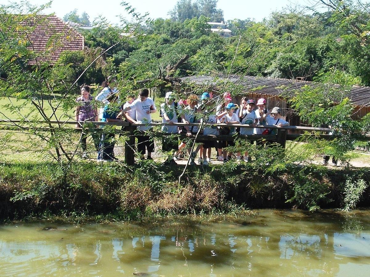 Passeio de estudos realizado no Parque Municipal Henrique Luís Roessler