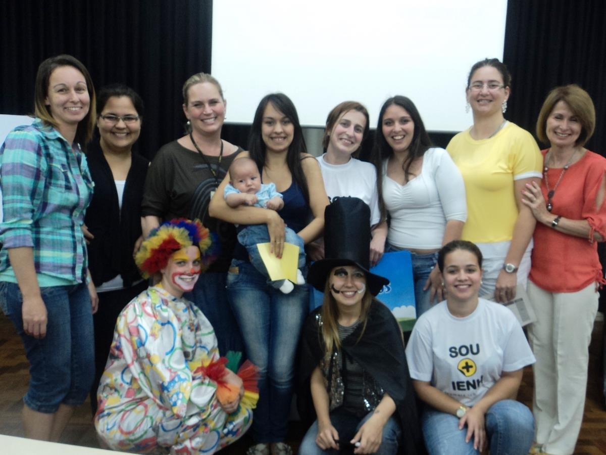 Encerramento dos Projetos Sociais do Curso Normal Encerramento dos Projetos Sociais do Curso Normal