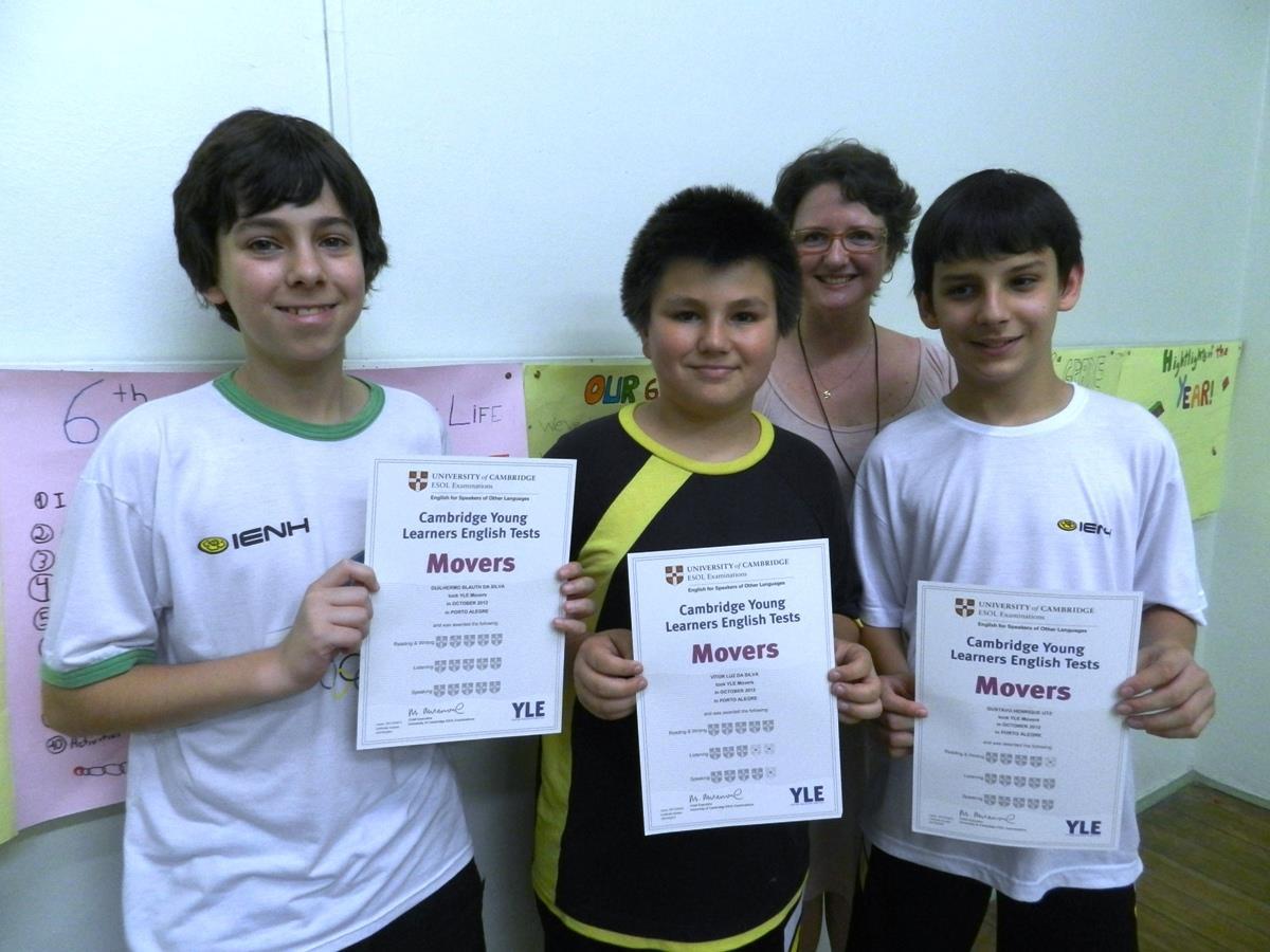 Estudantes da IENH têm ótima classificação na prova de Cambridge