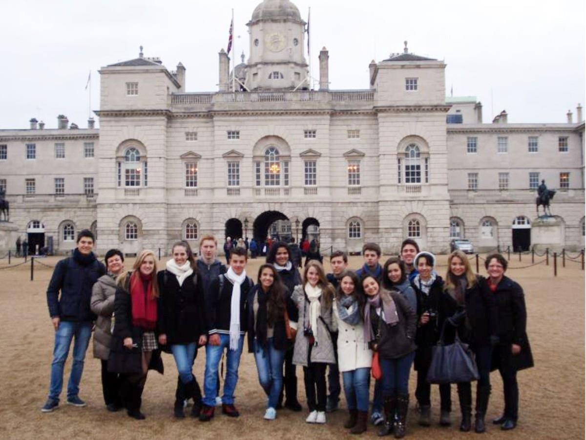 Estudantes da IENH aproveitam férias em Intercâmbio para Londres