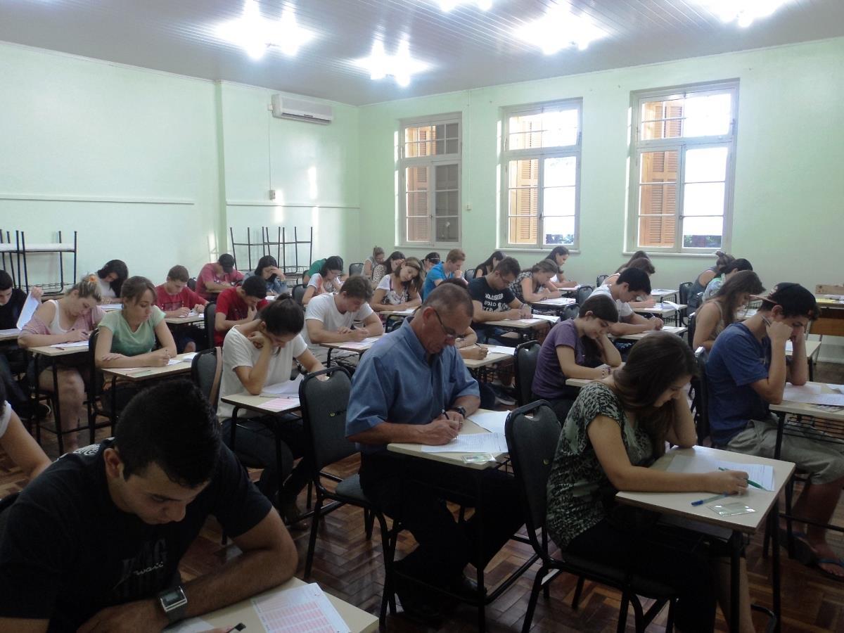 Prova de Bolsas de Estudos para os Cursos Técnicos da IENH Prova de Bolsas de Estudos para os Cursos Técnicos da IENH