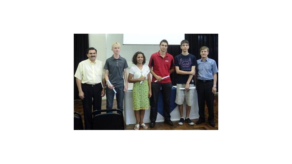 IENH realiza Formatura de Gabinete dos Cursos Técnicos IENH realiza Formatura de Gabinete dos Cursos Técnicos