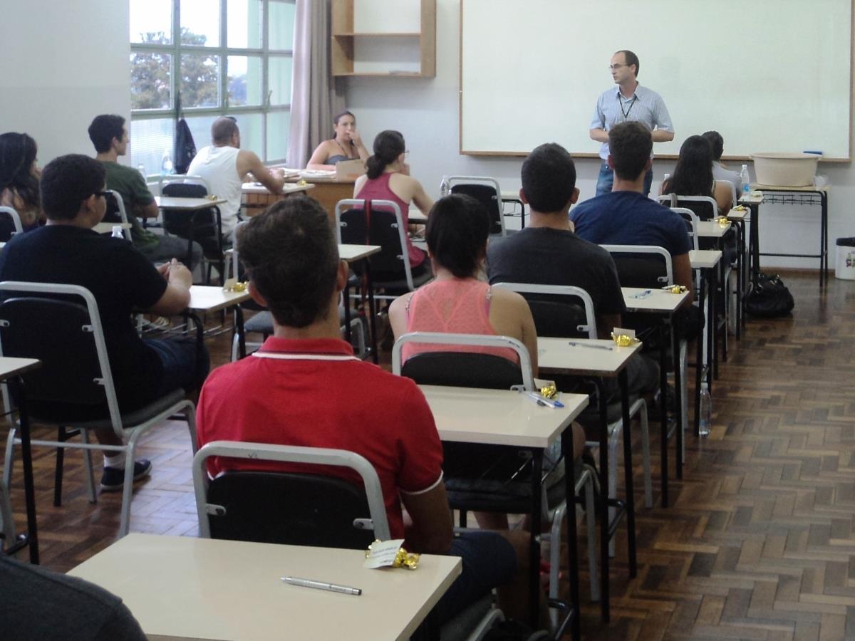 Seleção para Bolsas de Estudos dos Cursos Técnicos da IENH Seleção para Bolsas de Estudos dos Cursos Técnicos da IENH