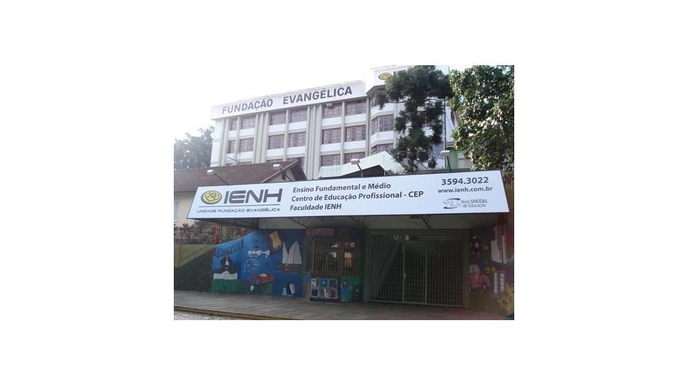 IENH encerra ano letivo