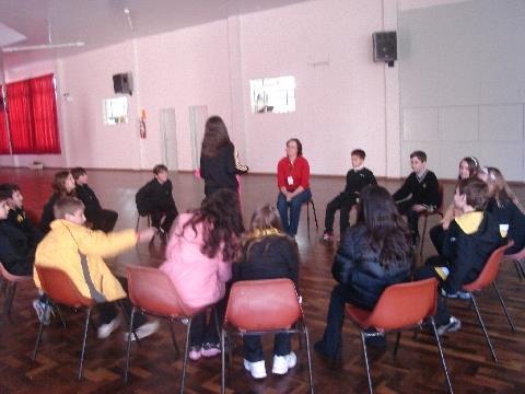 Estudantes da Unidade Oswaldo Cruz participam do Projeto Algo mais sobre nós