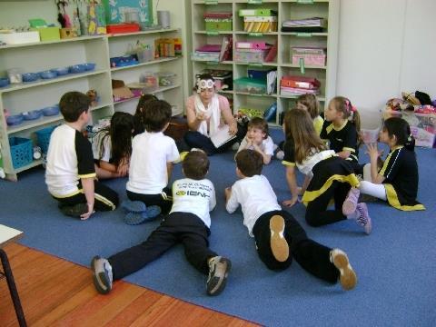 Alunos comemoram 100 dias de aula