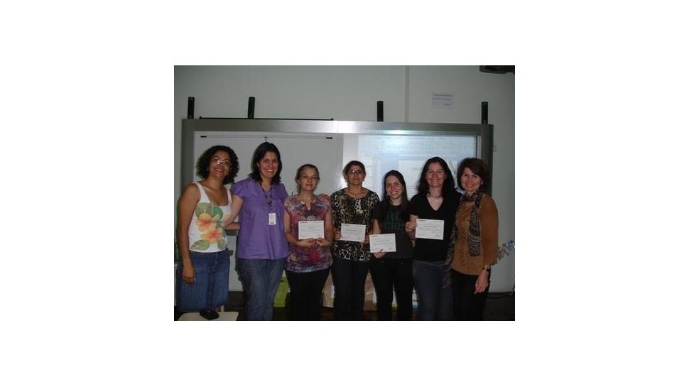 Alunas desenvolvem projetos sociais em Novo Hamburgo Alunas desenvolvem projetos sociais em Novo Hamburgo