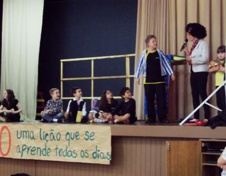 Agentes Mirins do Trânsito promovem Hora Cívica