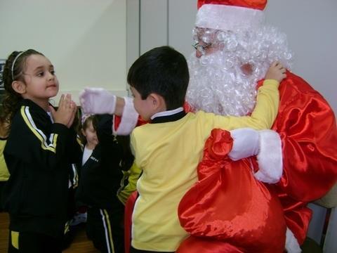 Papai Noel visita a Unidade Pindorama