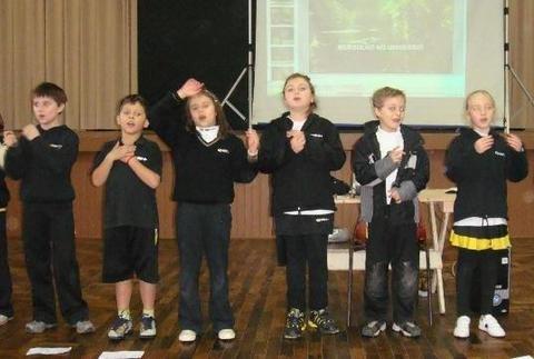 Floresta Amazônica e meio ambiente em pauta durante Hora Cívica