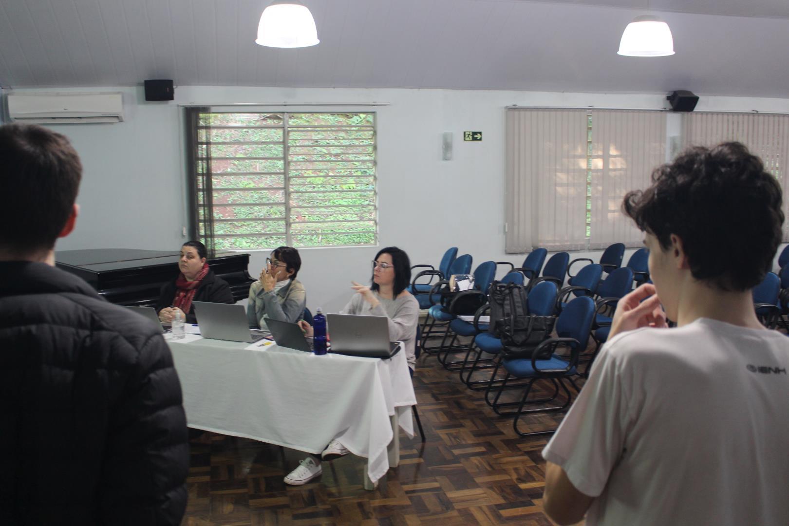 Oitenta projetos são apresentados em bancas de iniciação científica