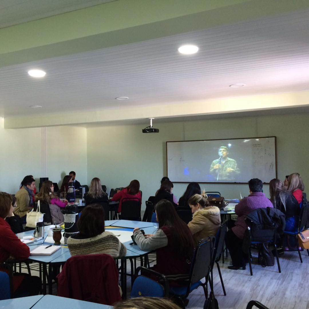 Pensamento psicanalítico é tema de curso na Faculdade IENH