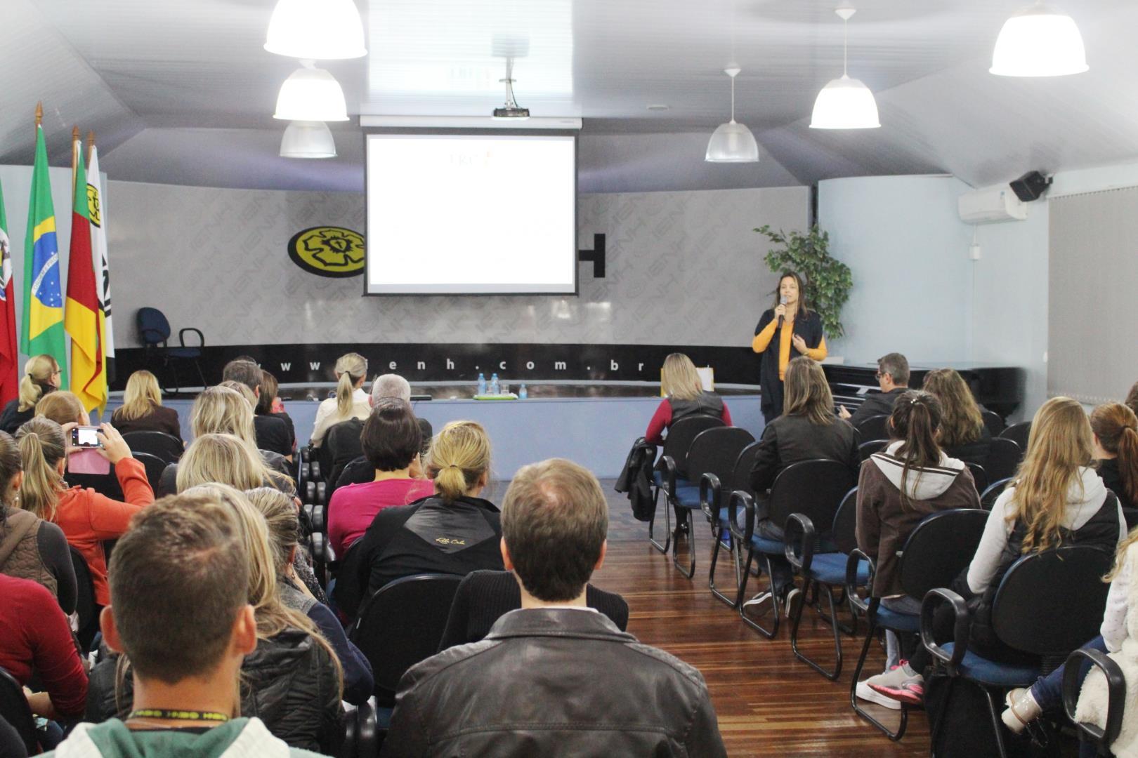 Professores da Educação Básica participam de capacitação sobre Educação Socioemocional