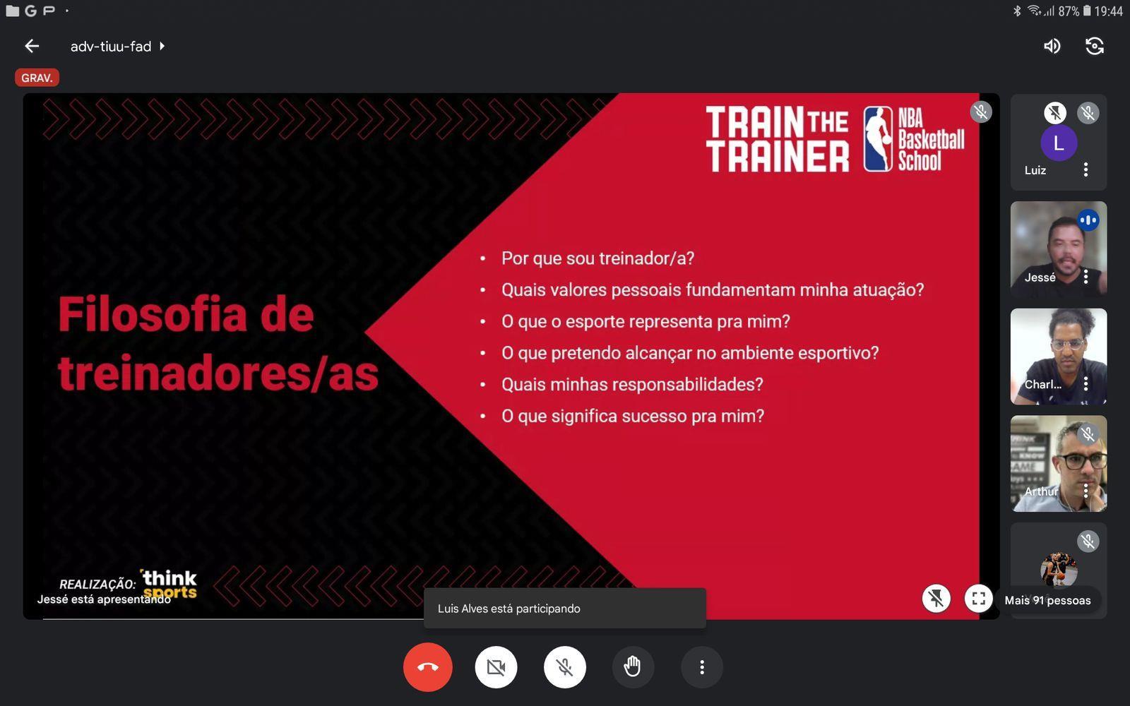 Professores da IENH participam de capacitação da NBA Basketball School