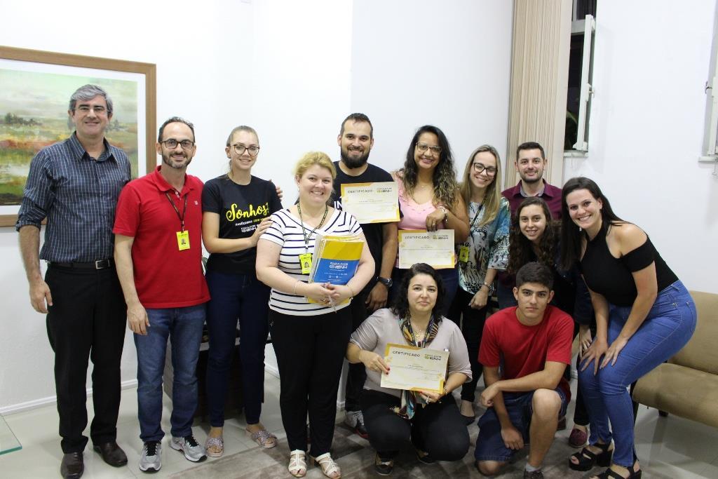 Reunião para discutir Congresso Internacional e dar boas-vindas ao novo DA ocorre na Faculdade IENH